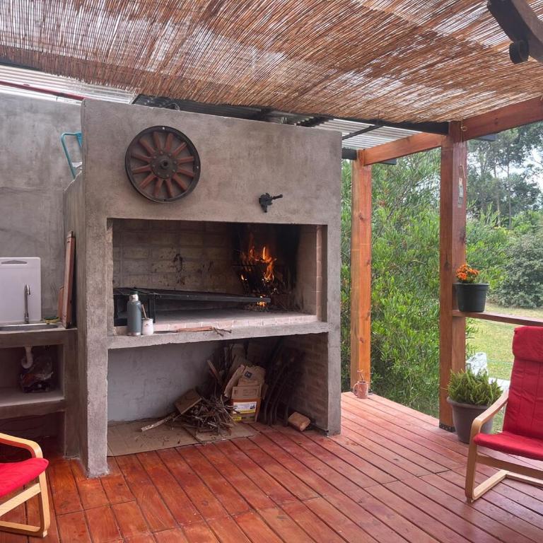 Casa con amplio deck y barbacoa en Punta Pinar - Two-Bedroom House - 21