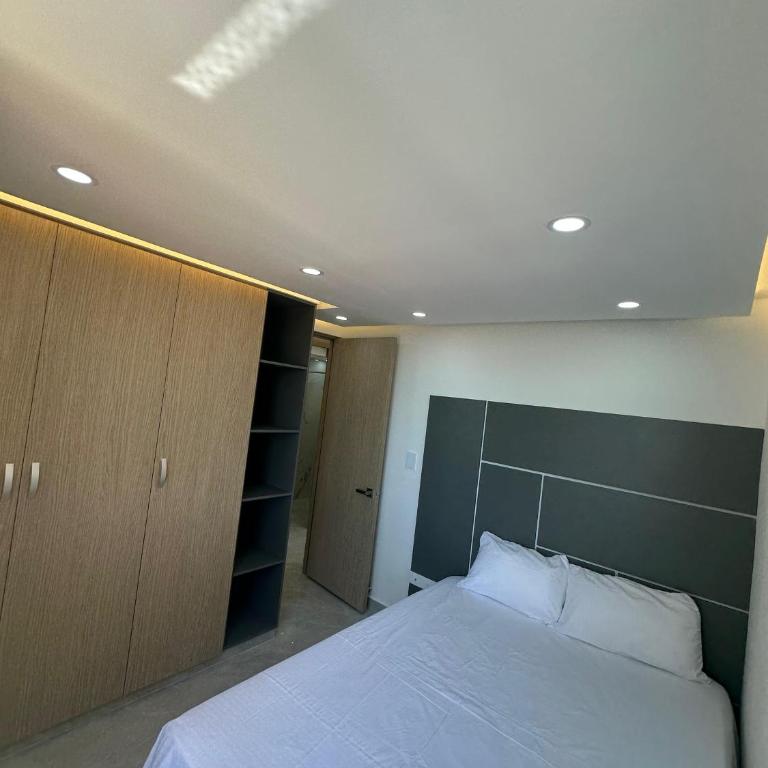 Lujoso Apartamento en Neiva - Apartamento de 3 dormitorios - 8