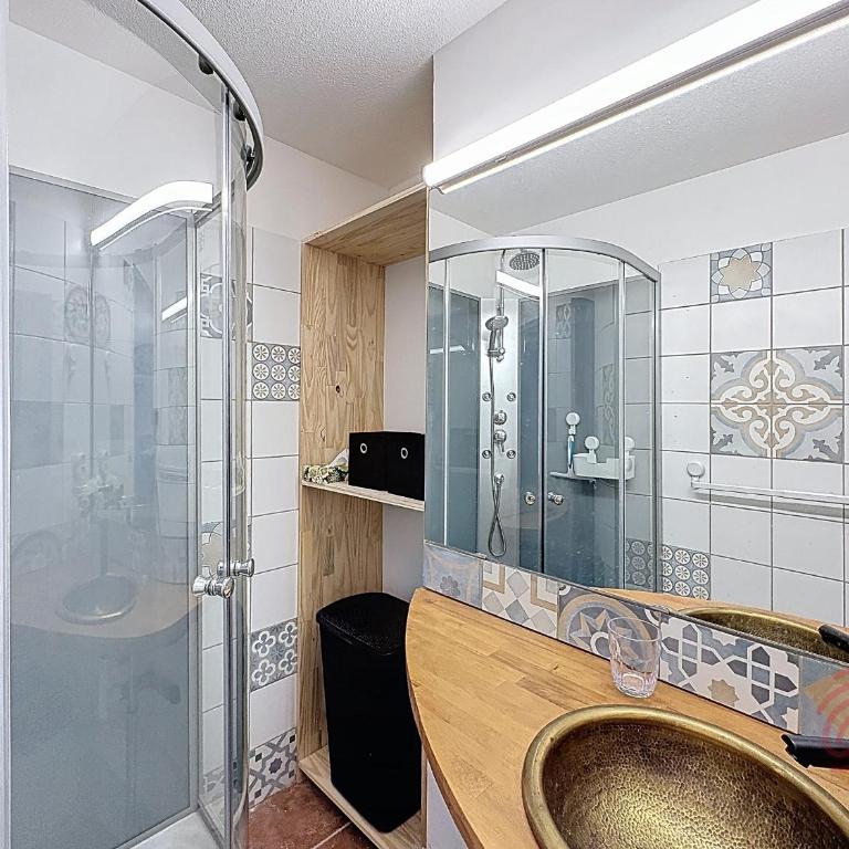 Studio lumineux avec balcon - 2 pers. - FR-1-451-227 - Studio - 14
