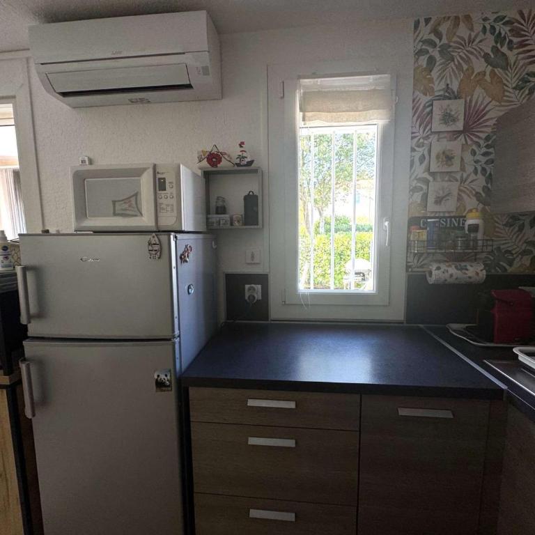 T2 avec parking au cœur de la Pinède - 4 pers. - FR-1-607-243 - Appartamento - 12