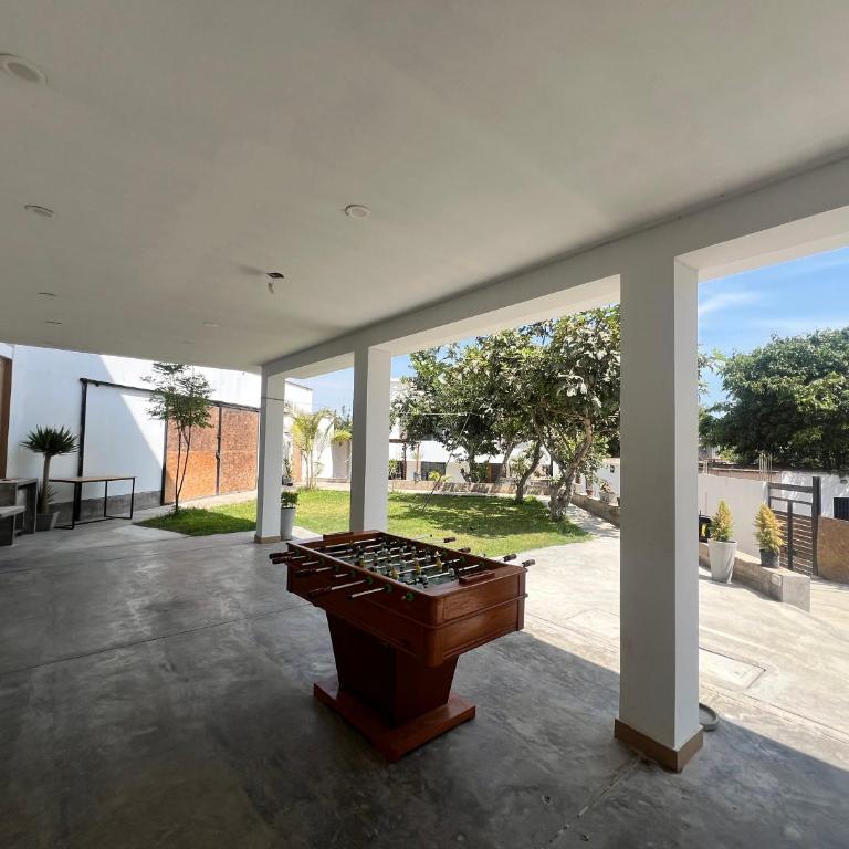Estadía San Vicente - Habitación con cama grande y vistas al jardín - 13
