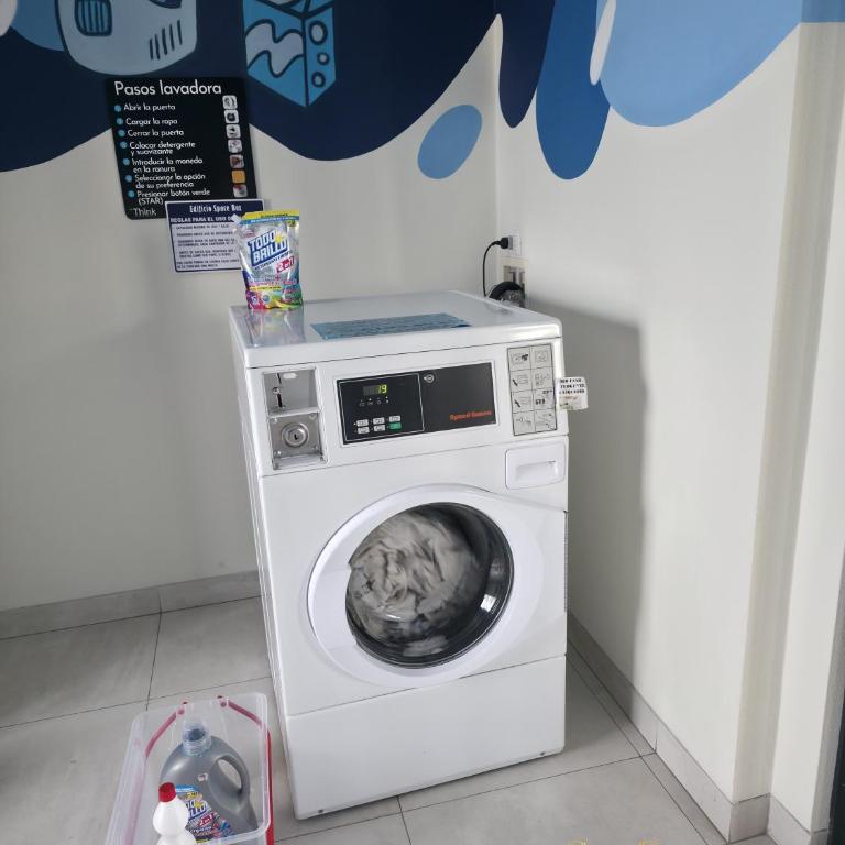 Monoambiente zona centrica, amoblado, 1-2 personas - Apartamento de 1 dormitorio - 24
