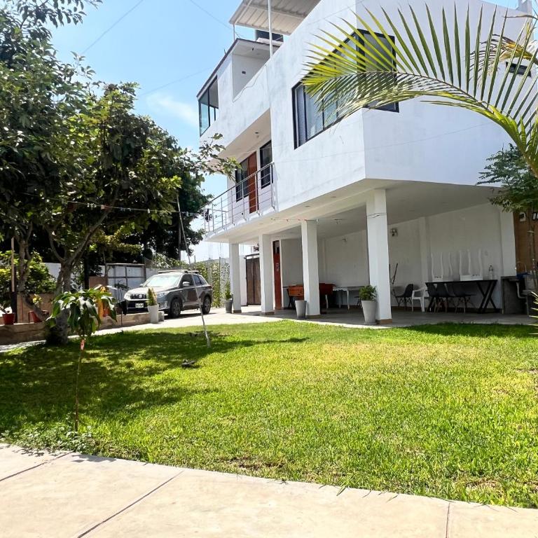Estadía San Vicente - Habitación con cama grande y vistas al jardín - 5
