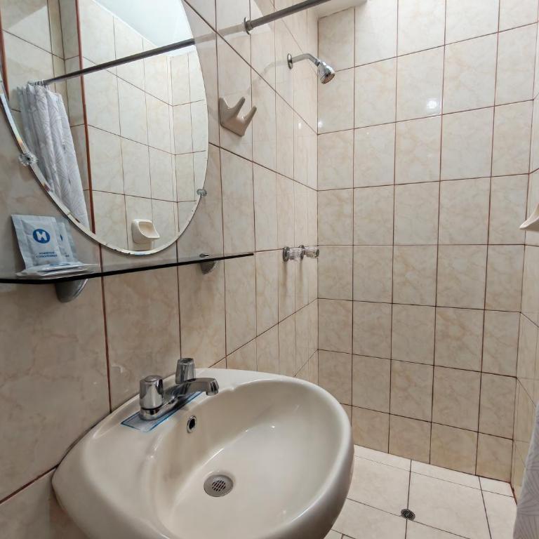 Saphi Inn Cusco - Excelente ubicación - Budget Double Room - 10