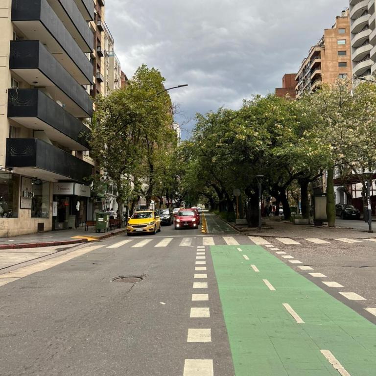 Comodo departamento en la mejor zona de Nueva Córdoba - Apartamento de 1 dormitorio - 3