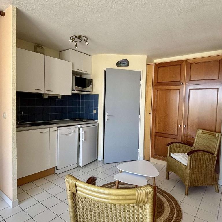Appartement 2 pièces 4 couchages au port AR370-A300 - Appartement - 4