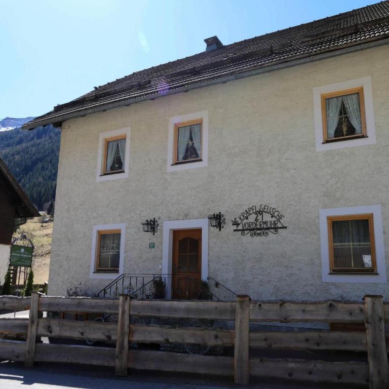 Alpine Holiday Home in Lungau - Ferienhaus mit 3 Schlafzimmern - 1