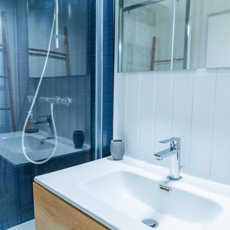 Coeur Saint-Laud - Historic Center Angers 4-6 Guests - Two-Bedroom Apartment - 7