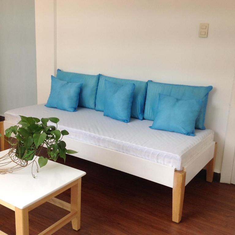 Sunny Apartment - Corazón de los Sitios Turísticos I - One-Bedroom Apartment - 4