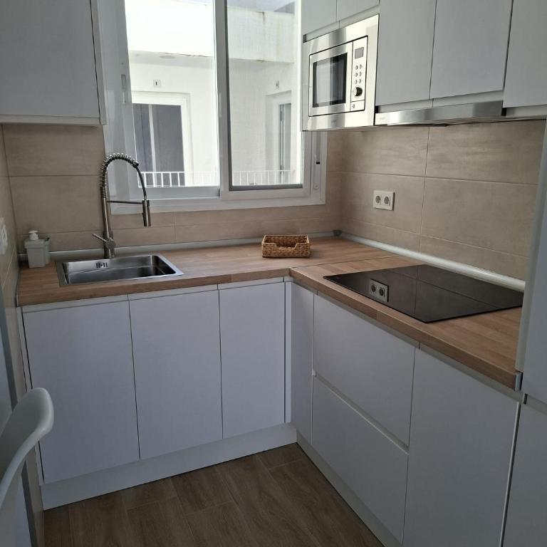 SUR Ático - Apartamento Estándar de 1 dormitorio - 2