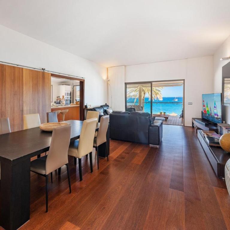 Can Mir - Frontline, Large Balcony & Sea View - Apartamento con 3 dormitorios - Frente al océano - 9