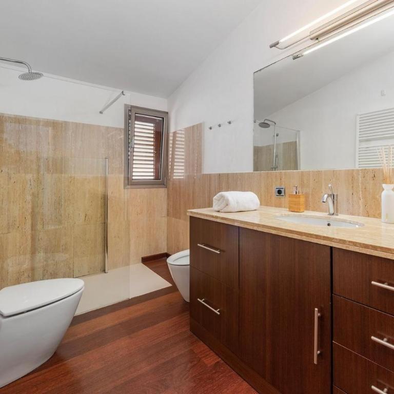 Can Mir - Frontline, Large Balcony & Sea View - Apartamento con 3 dormitorios - Frente al océano - 19