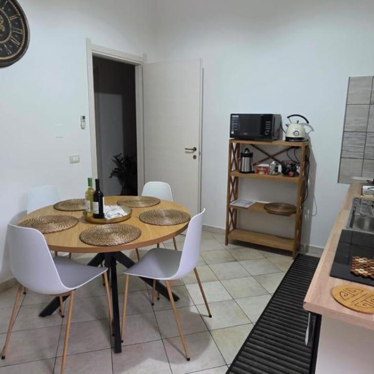 Grace's Garden - Cagliari, Casa moderna con giardino e BBQ, tra Centro città e Mare - Three-Bedroom Apartment - 32