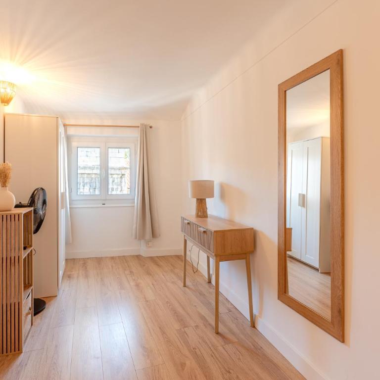 Appartement au cœur de Toulon face cathédrale - Two-Bedroom Apartment with City View - 11