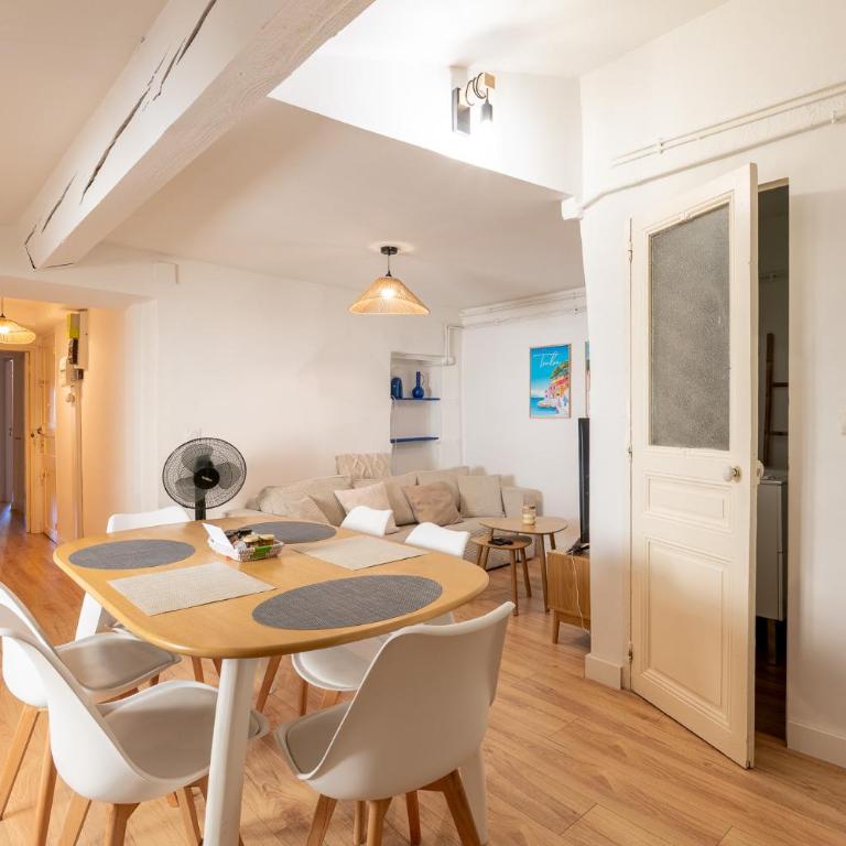 Appartement au cœur de Toulon face cathédrale - Two-Bedroom Apartment with City View - 2