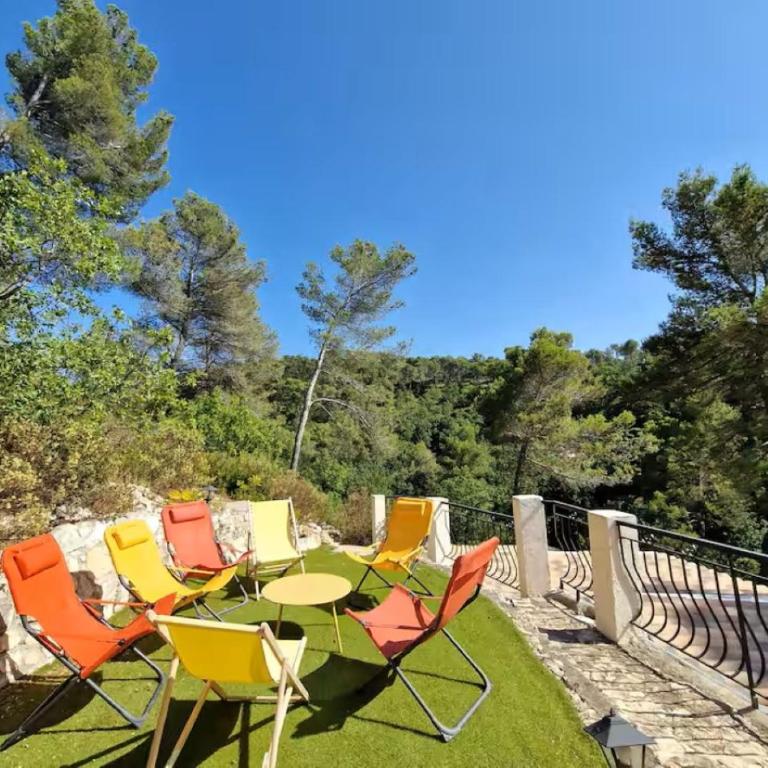 Villa Paradisio - Jolie villa climatisée avec piscine et jardin privés parking proche centre ville - Villa avec Piscine Privée - 6