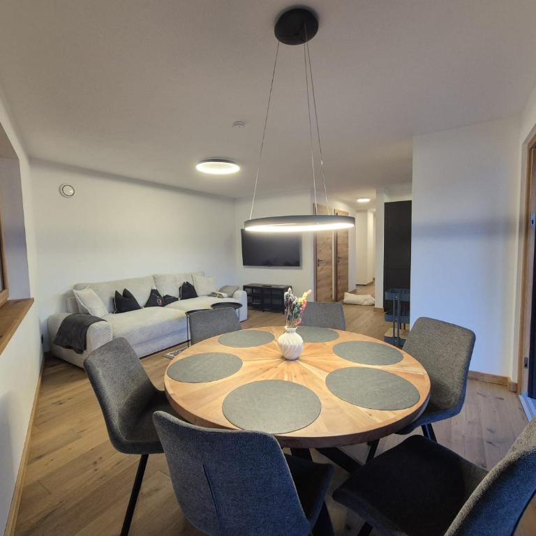 Ferienwohnung Alina - Appartamento con 3 Camere da Letto e con Balcone - 11