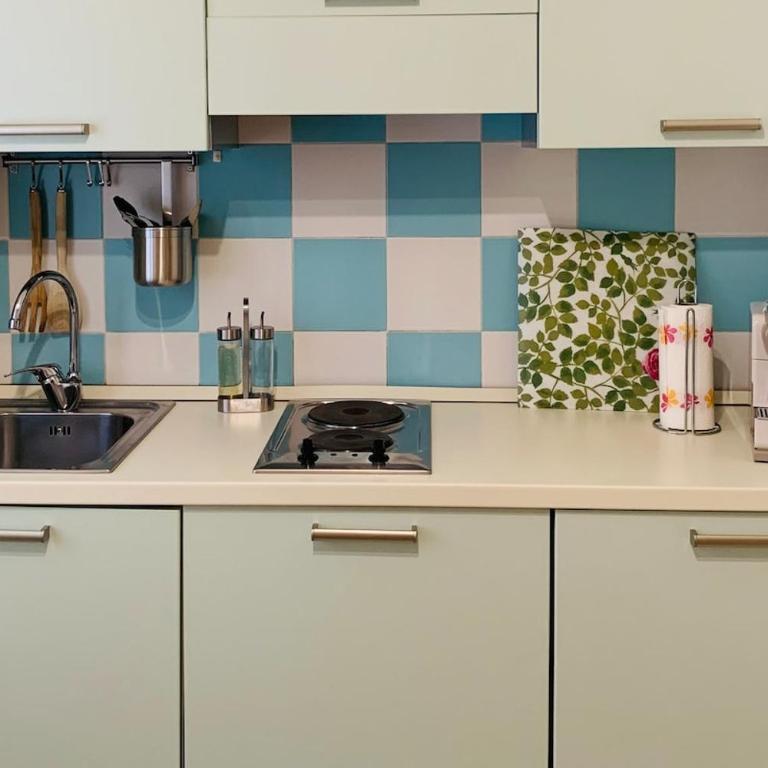 Modern and quiet studio near Porta Venezia metro - One-Bedroom Apartment - 8