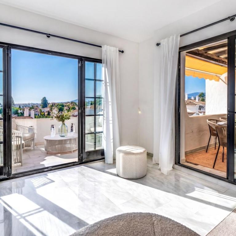 VACATION MARBELLA I Aldea Blanca, Luxury Duplex, Sea View, BBQ Grill, 24-7 Security, Walking Distance to Puerto Banus - Three-Bedroom Apartment - 9