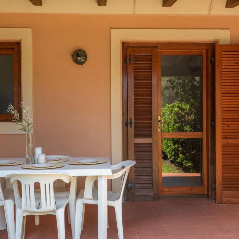 Outstanding Residenze Gallura 2 Bedroom sleeps with Child - Apartment - 26