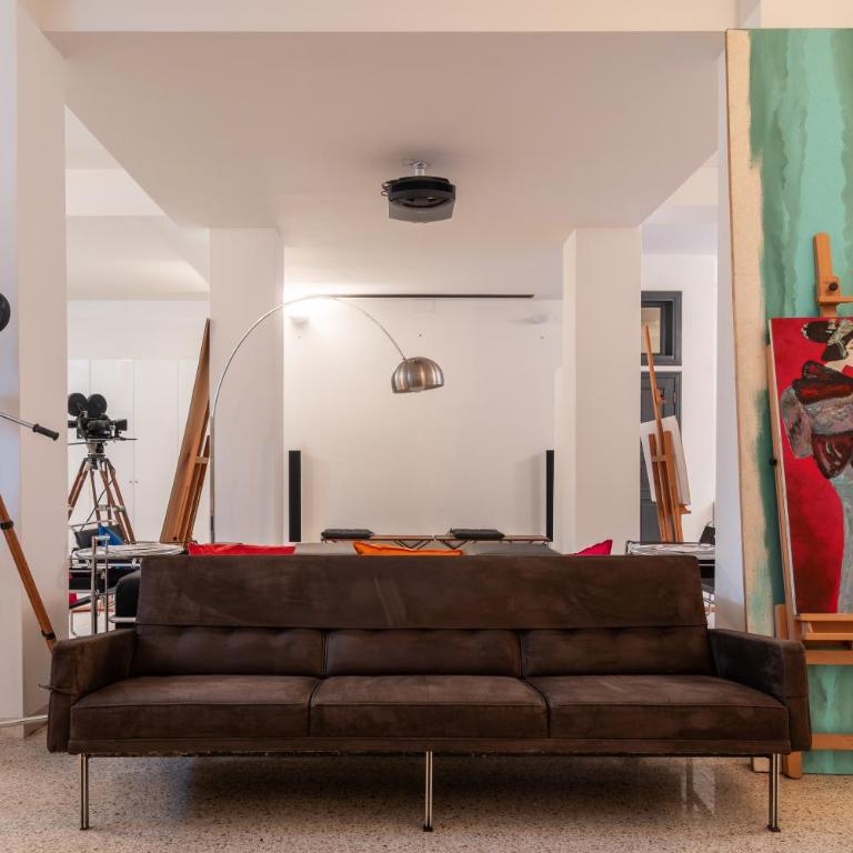 Artist Loft Via Cirene - Design, Comfort e WiFi - Appartamento con 2 Camere da Letto - 9