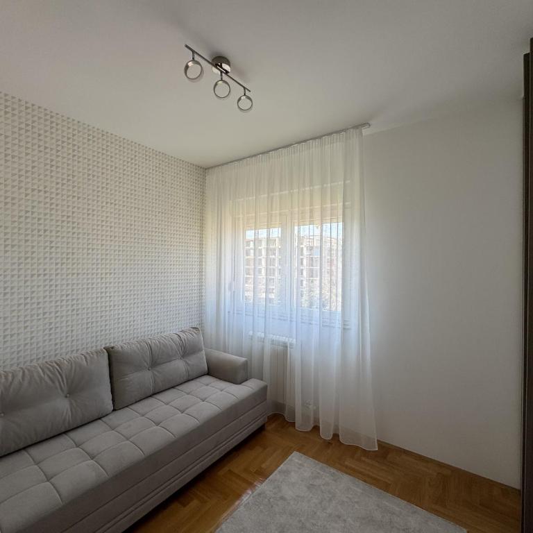 Sunset Apartment - Two-Bedroom Apartment - 9