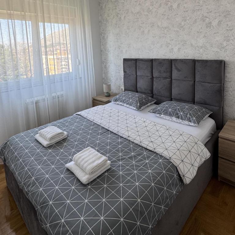 Sunset Apartment - Two-Bedroom Apartment - 12