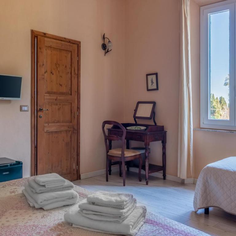 Hotel Gli Acquerelli - Camera Matrimoniale con Bagno Privato - 1