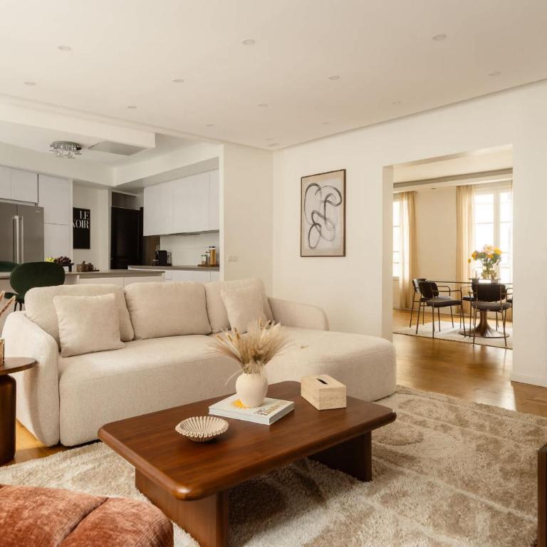 Champs Elysees Fancy Home 2BDR 6PPL - Apartamento - 1