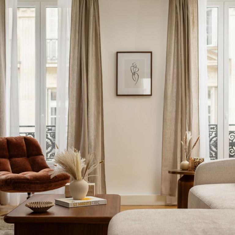Champs Elysees Fancy Home 2BDR 6PPL - Apartamento - 14
