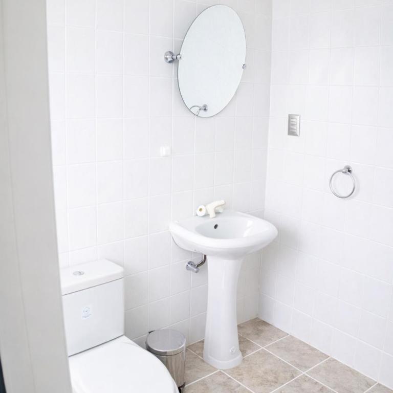 Haiken Hostal - Double Room with Private External Bathroom - 8
