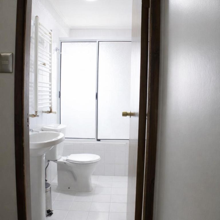 Haiken Hostal - Double Room with Private External Bathroom - 9