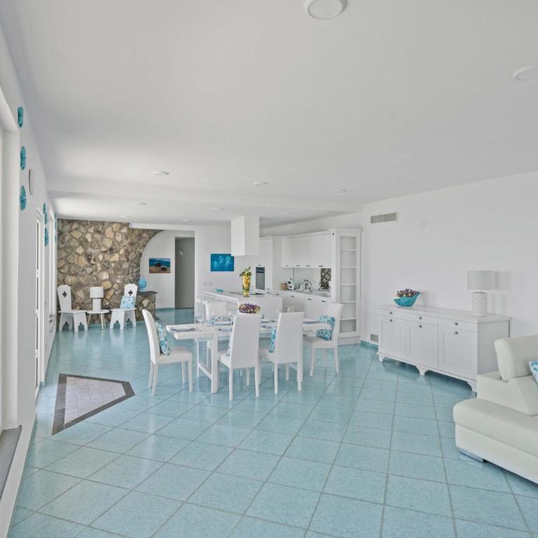 AMORE RENTALS - Villa Lantana - Villa with Sea View - 32