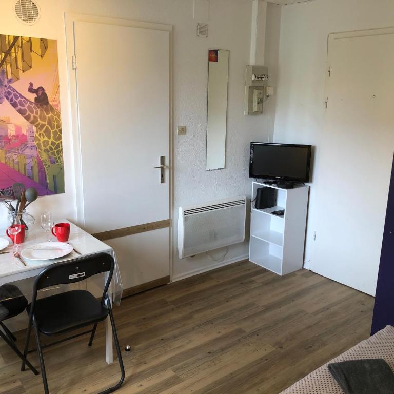 Studio cosy parking privé 300m Petite Venise - Monolocale con Divano-Letto - 6