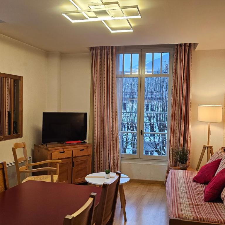T3 centre-ville Bagnères-de-Luchon - Appartement 2 Chambres - 2