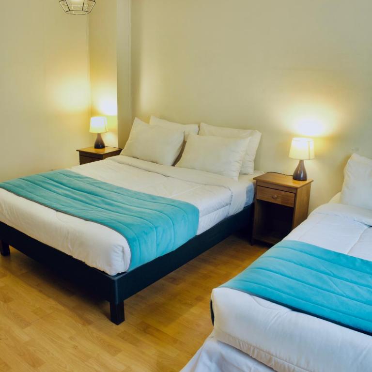Haiken Hostal - Triple Room with Private Bathroom - 4