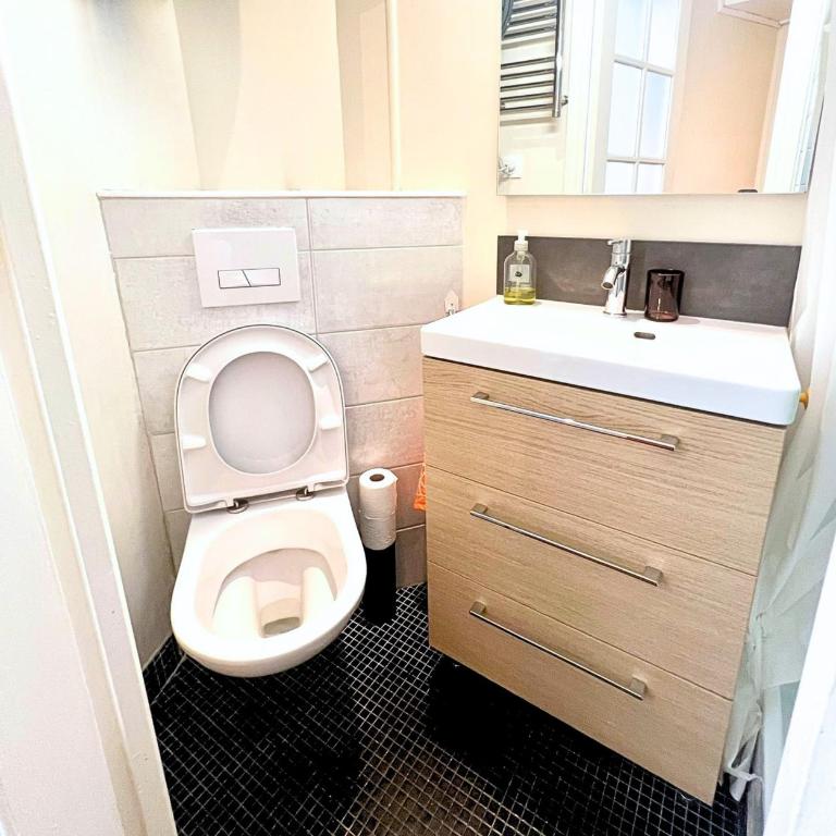 Studio Premium Saint Germain Rue d Assas Paris 6e - Studio - 10