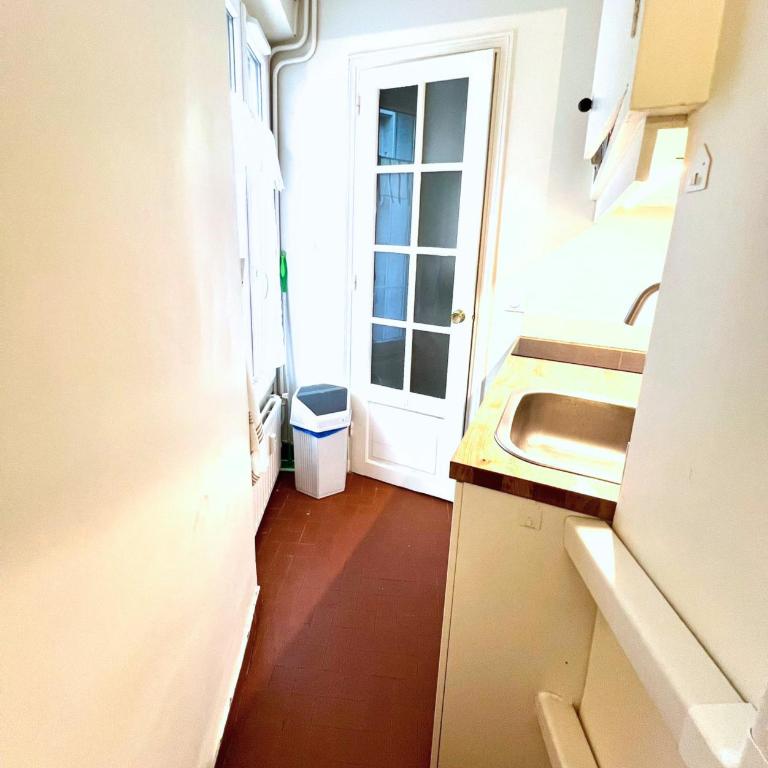 Studio Premium Saint Germain Rue d Assas Paris 6e - Studio - 6