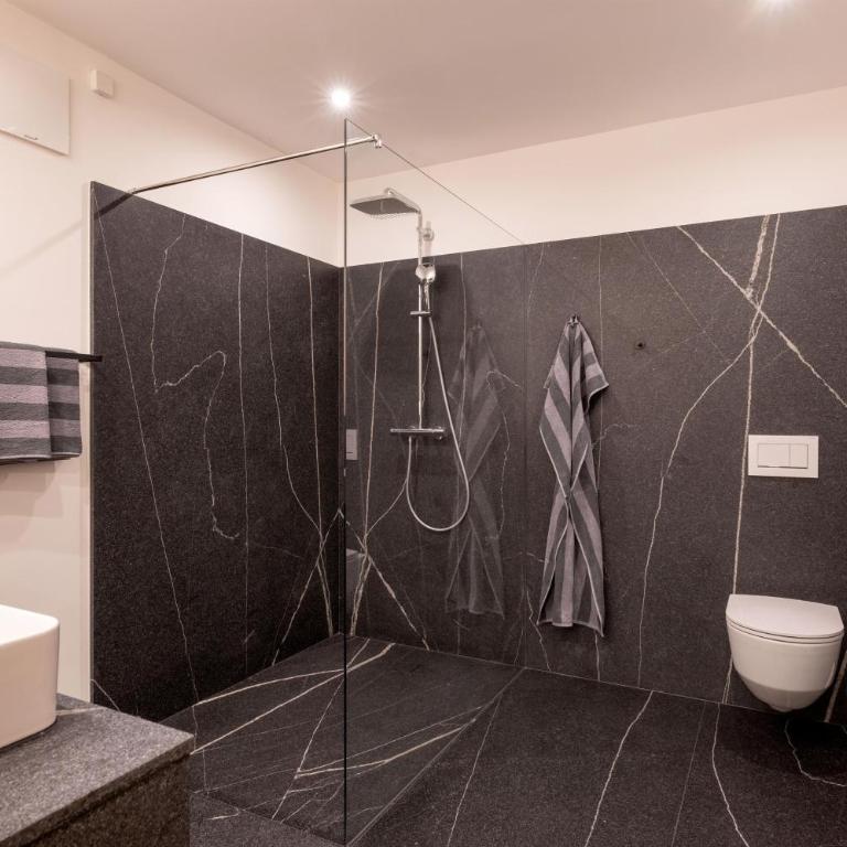 Ferienwohnung Hinterberg - Apartment mit Dusche - 15
