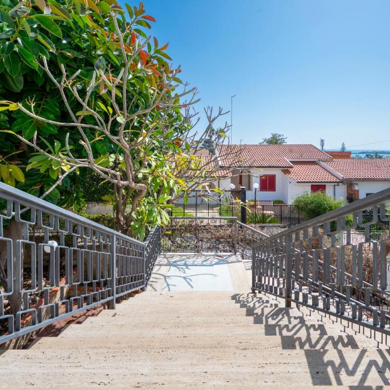 Villa Sara - Fontane Bianche - Four-Bedroom House - 11