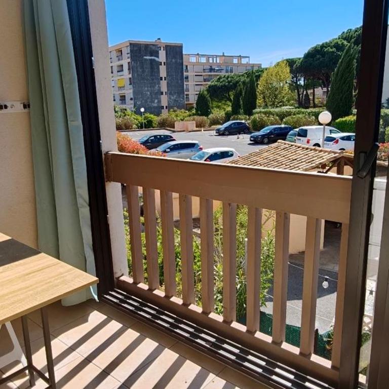 Lumineux Studio avec Balcon Piscine & Parking - Studio - 13