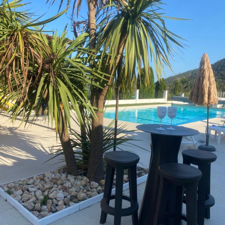 Exceptionnelle Villa Le Club - Maison 5 Chambres - 2