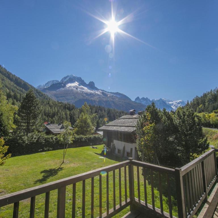 Chalet Du Croz 1er - Happy Rentals - Appartement avec Vue sur la Montagne - 1