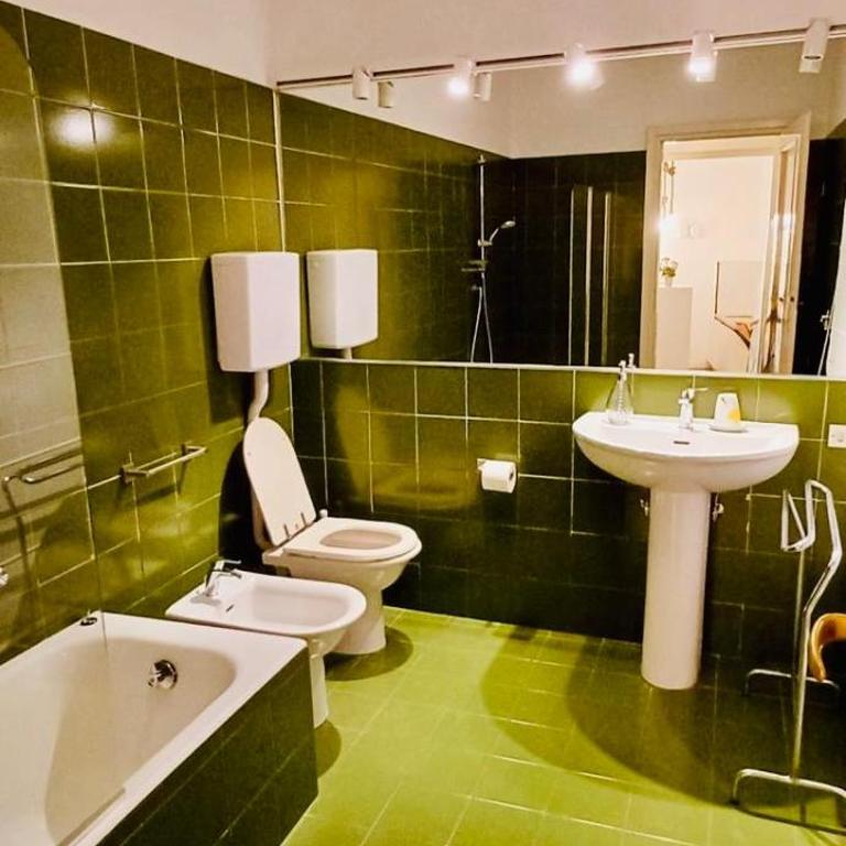 Renzo - One-Bedroom Apartment - 24