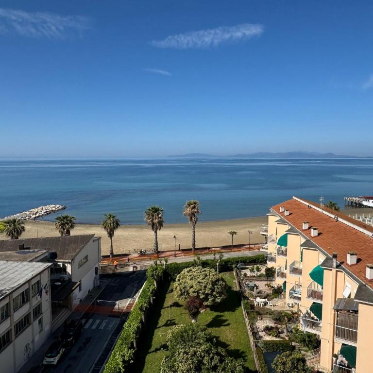 Appartamento Morelli Beach - Via Giacomelli 55 - Appartamento con 2 Camere da Letto, Terrazza e Vista Mare - 1