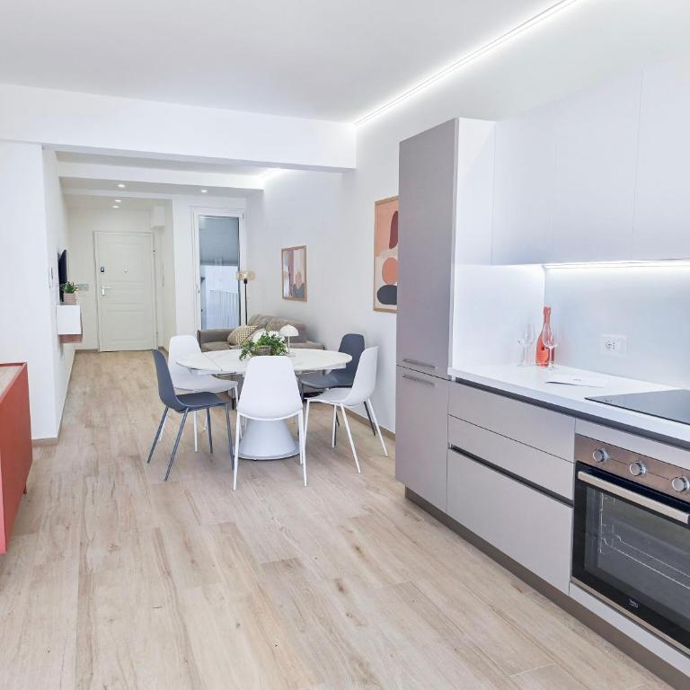 Ampio e centralissimo Trilocale Meri - Two-Bedroom Apartment - 5