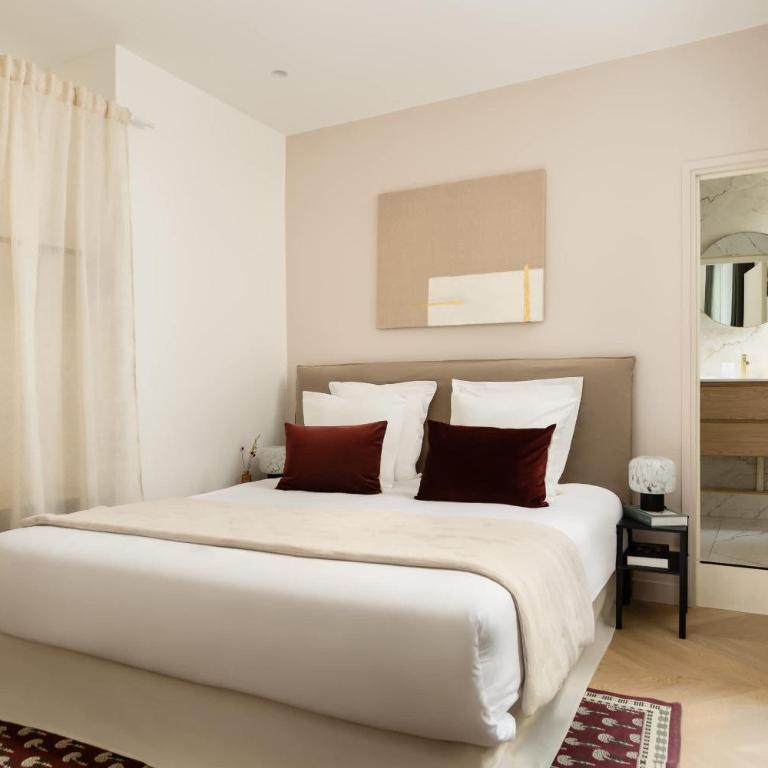 Marais Gem 2BR 6P Paris Stay - Apartment - 5