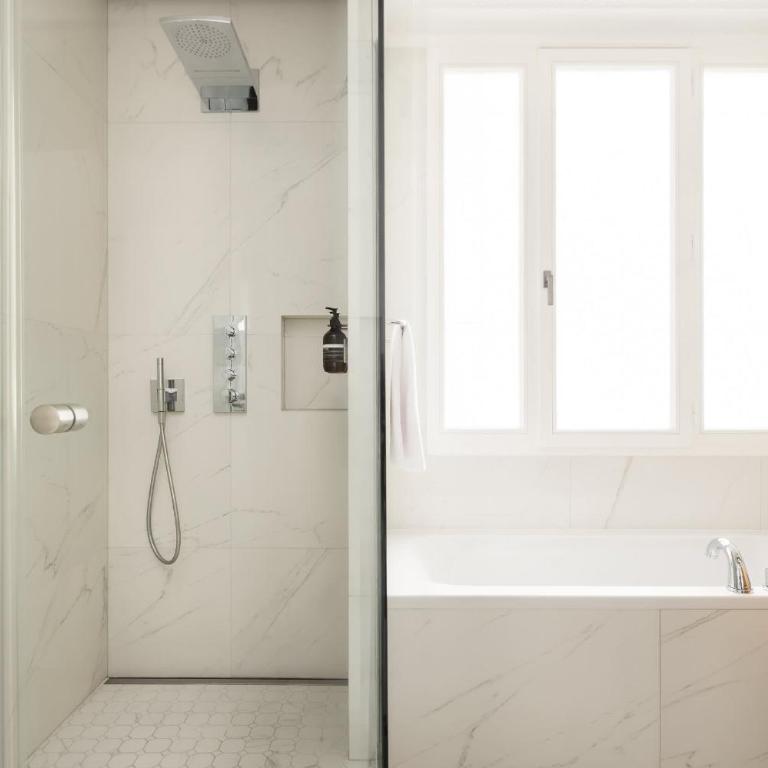 Montaigne Collection V 4BR 8PPL Duplex - Appartement - 9