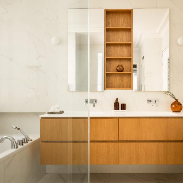 Montaigne Collection V 4BR 8PPL Duplex - Appartement - 5