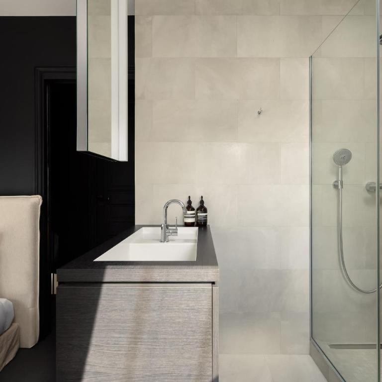 Montaigne Collection V 4BR 8PPL Duplex - Appartement - 19